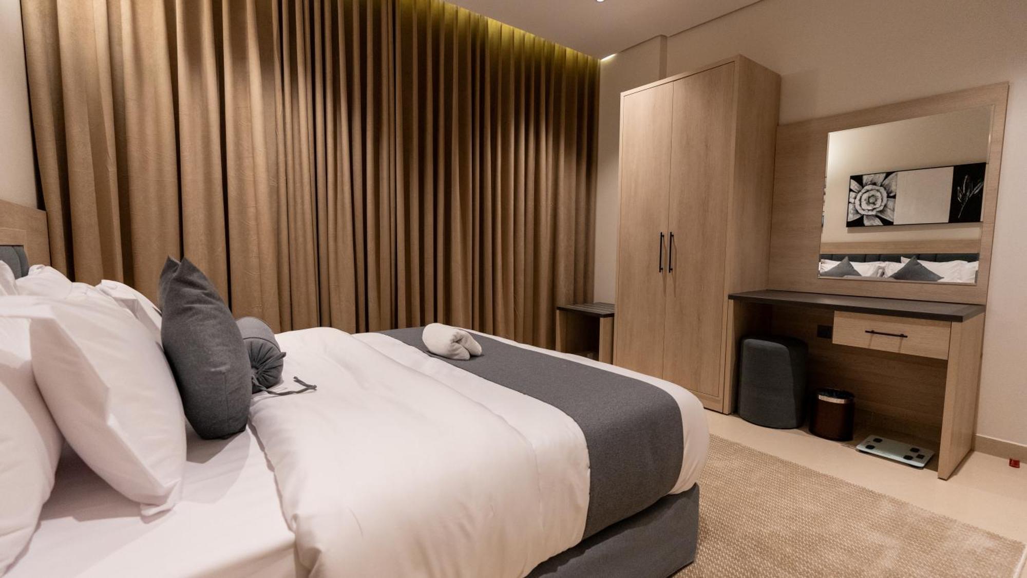Brzeen Hotel Riyadh Exterior photo