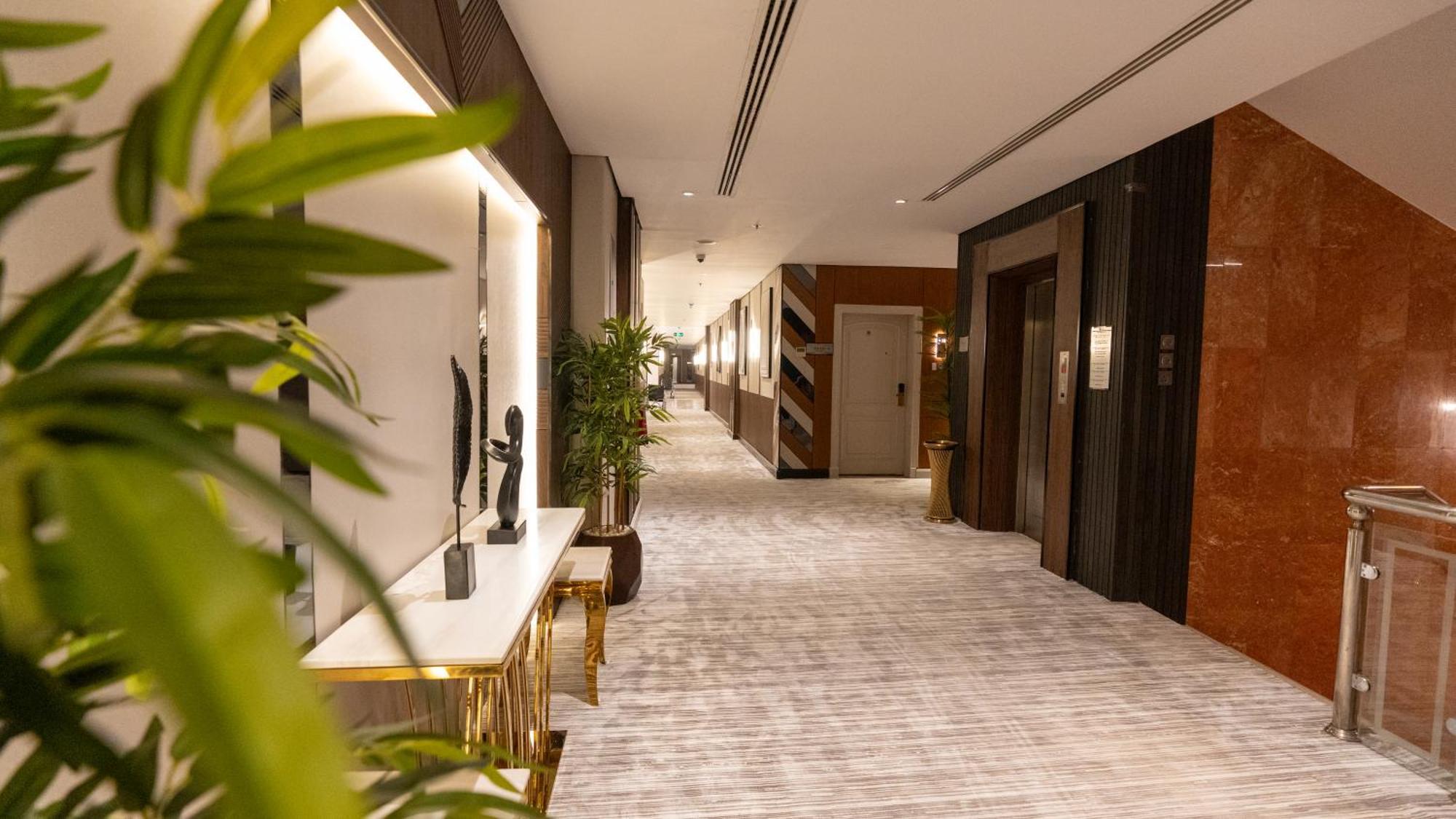 Brzeen Hotel Riyadh Exterior photo