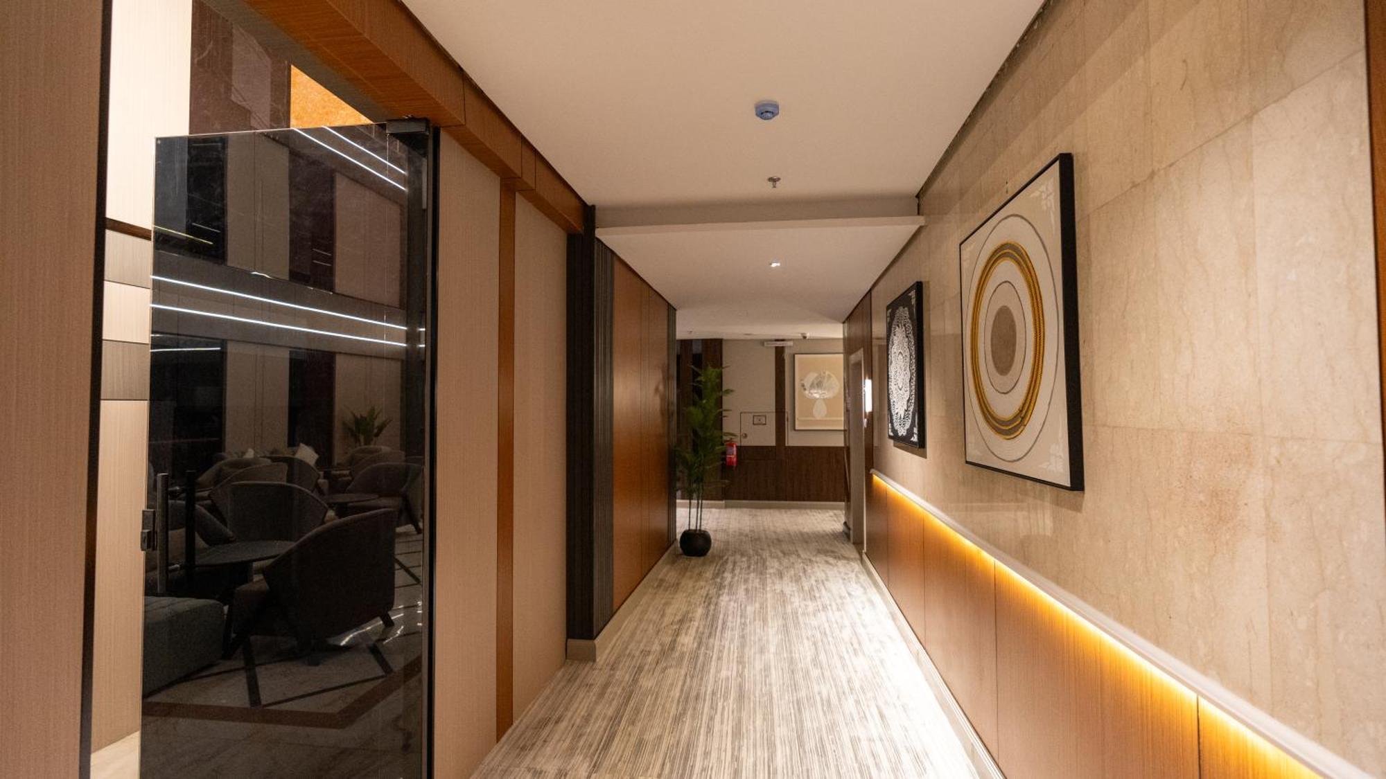 Brzeen Hotel Riyadh Exterior photo